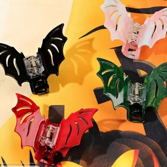 Halloween Black Bat Hair Clip Acrylic Claw Girls Ladies Spooky - Picture 3 of 3